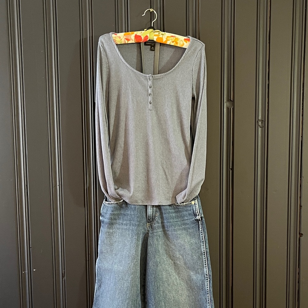 Long Sleeve Ribbed Women's Henley Top